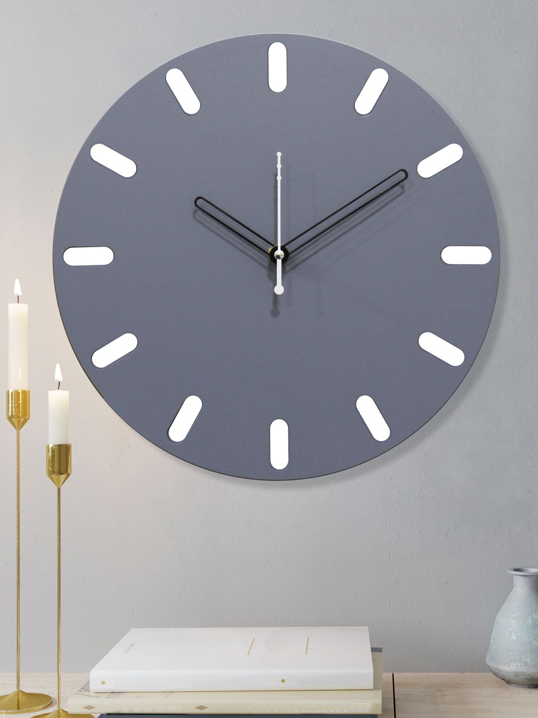 RANDOM Unisex Grey Clocks Price in India