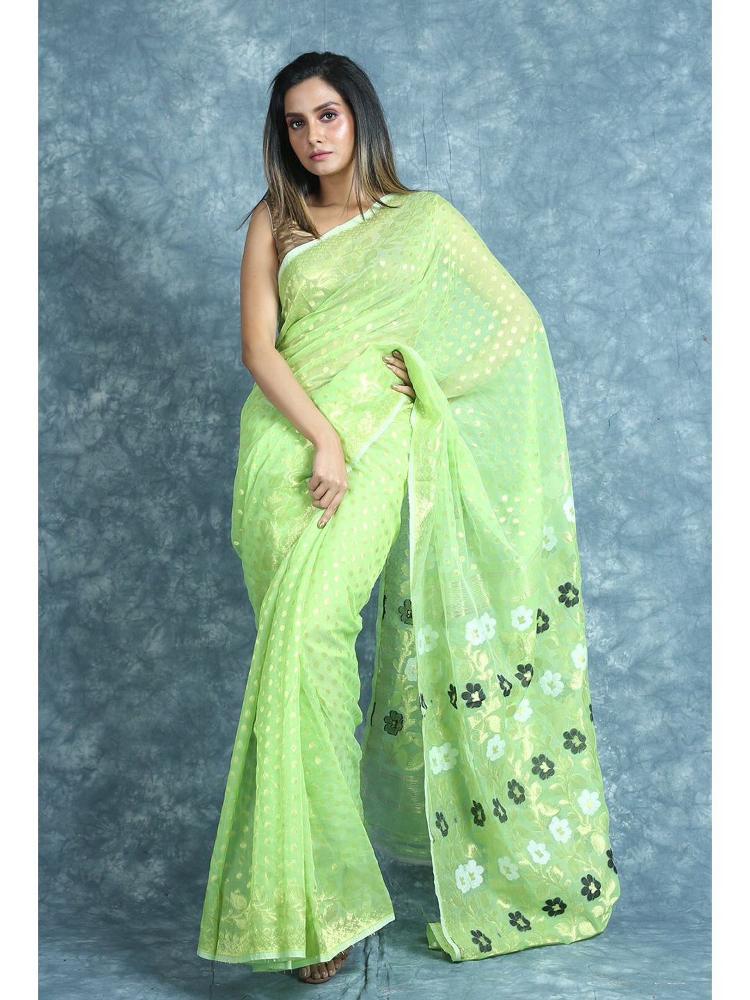 Arhi Women Green & White Woven Design Silk Cotton Jamdani Saree