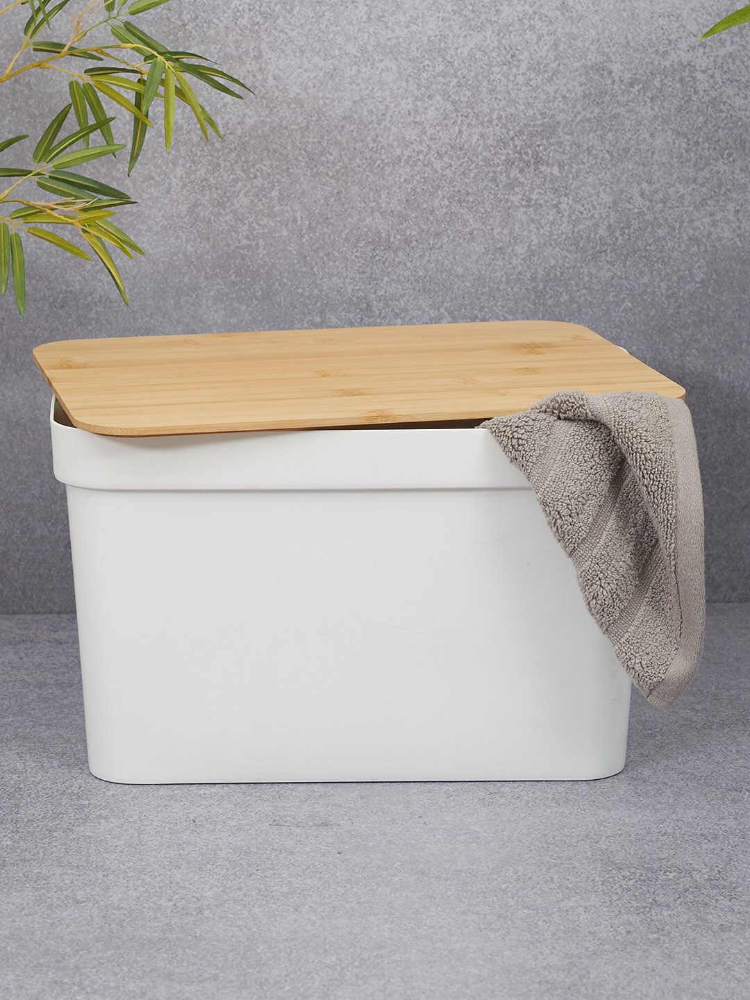 HomeTown Adults White Plastic Storage Container With Bamboo Lid 15 L Price in India