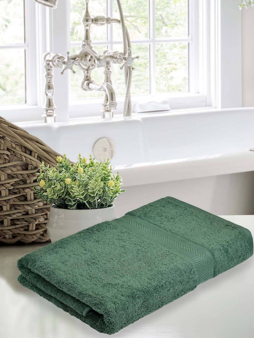 haus & kinder Set Of 2 Solid 500 GSM Cotton Bath Towels Price in India