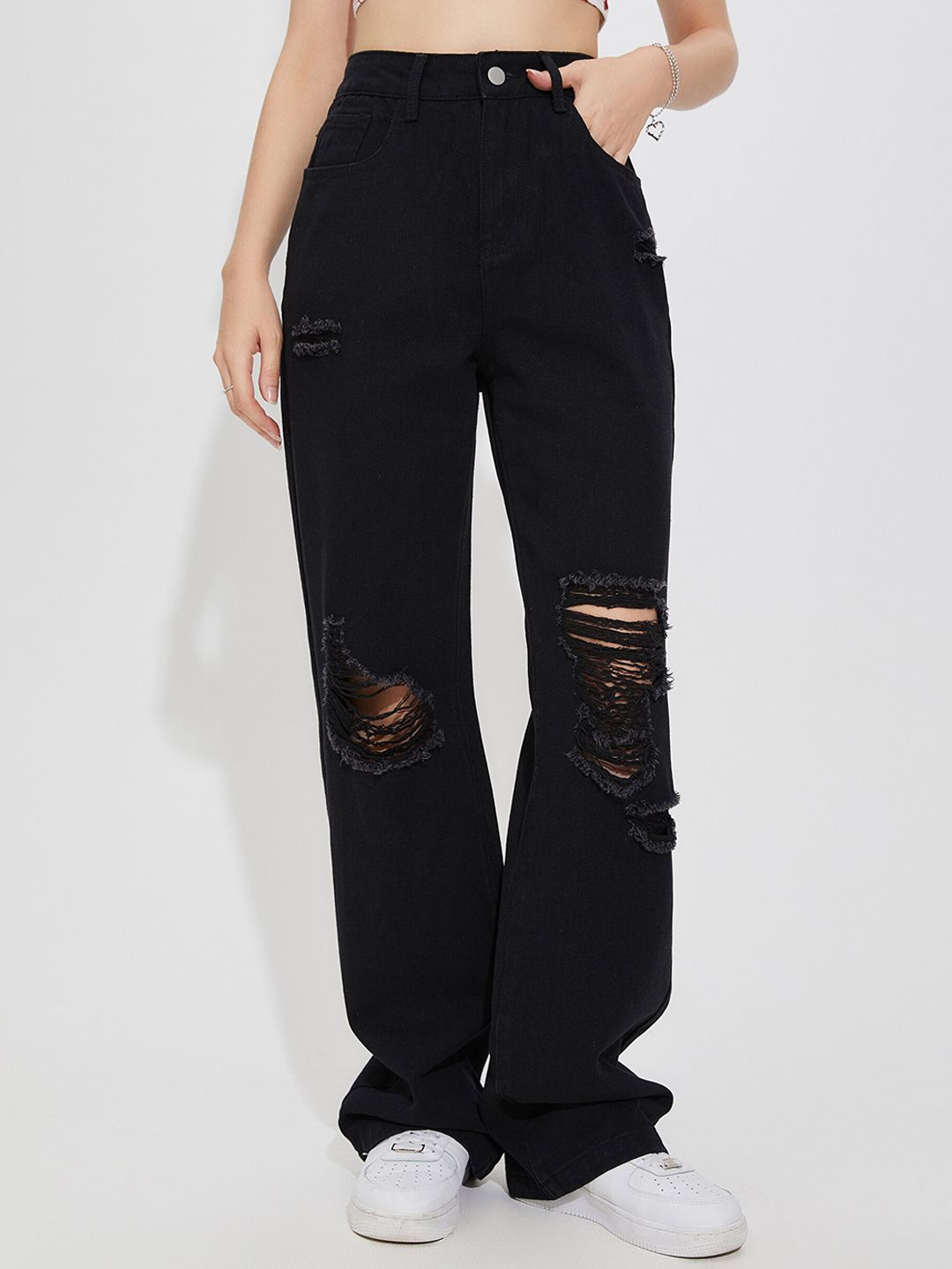 URBANIC Women Black Relaxed Fit Mildly Distressed Jeans Price in India