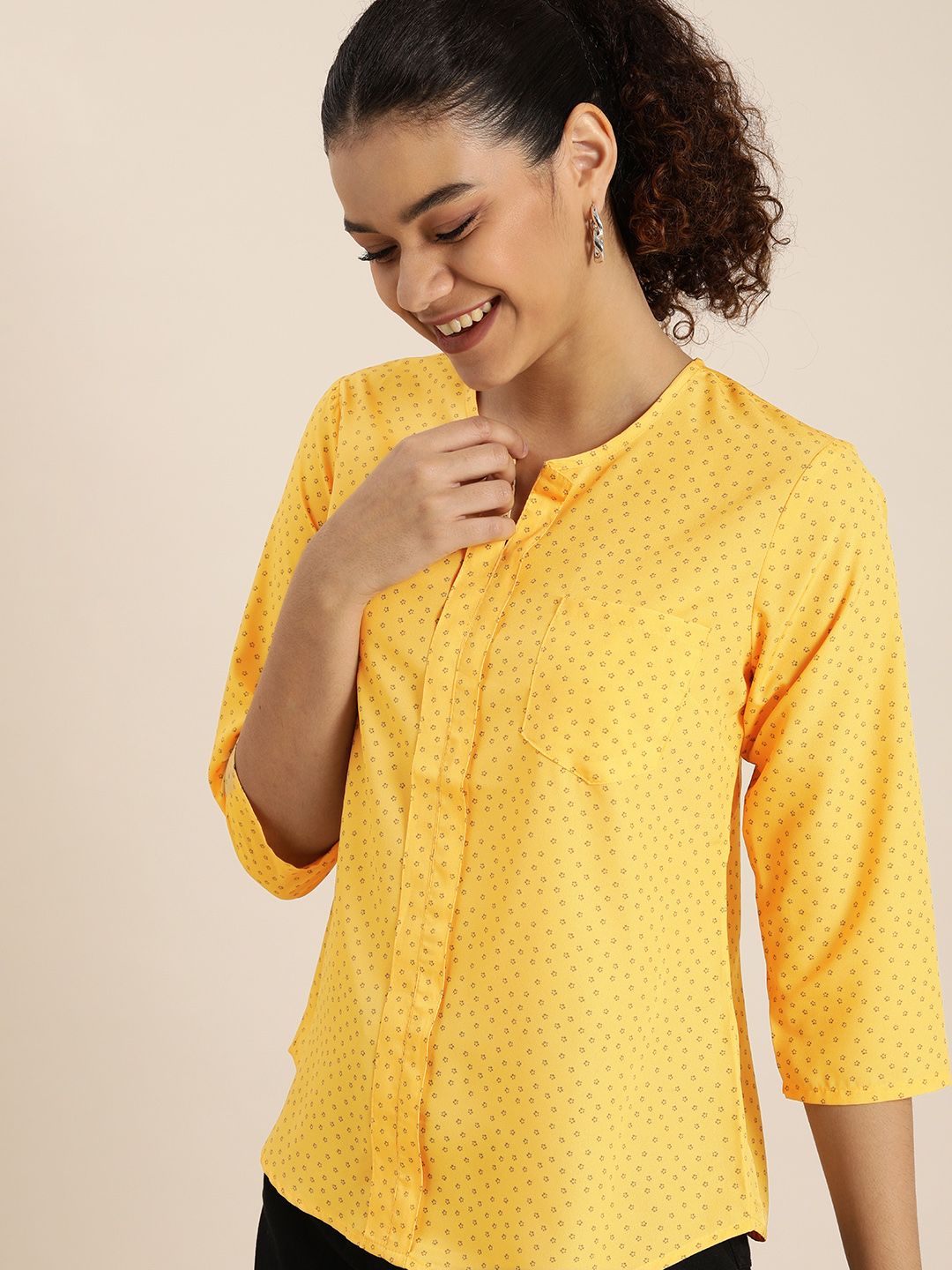encore by INVICTUS Yellow Geometric Print Round Neck Pocket Detailing Regular Top Price in India