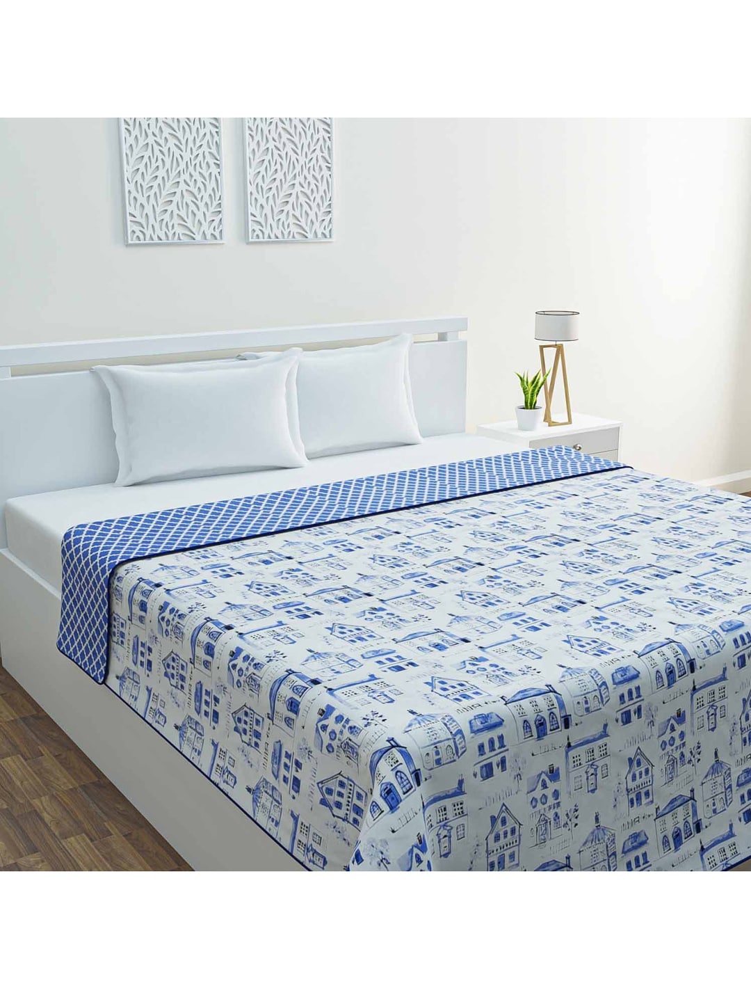haus & kinder Blue & White AC Room 300 GSM Single Bed Reversible Dohar Price in India