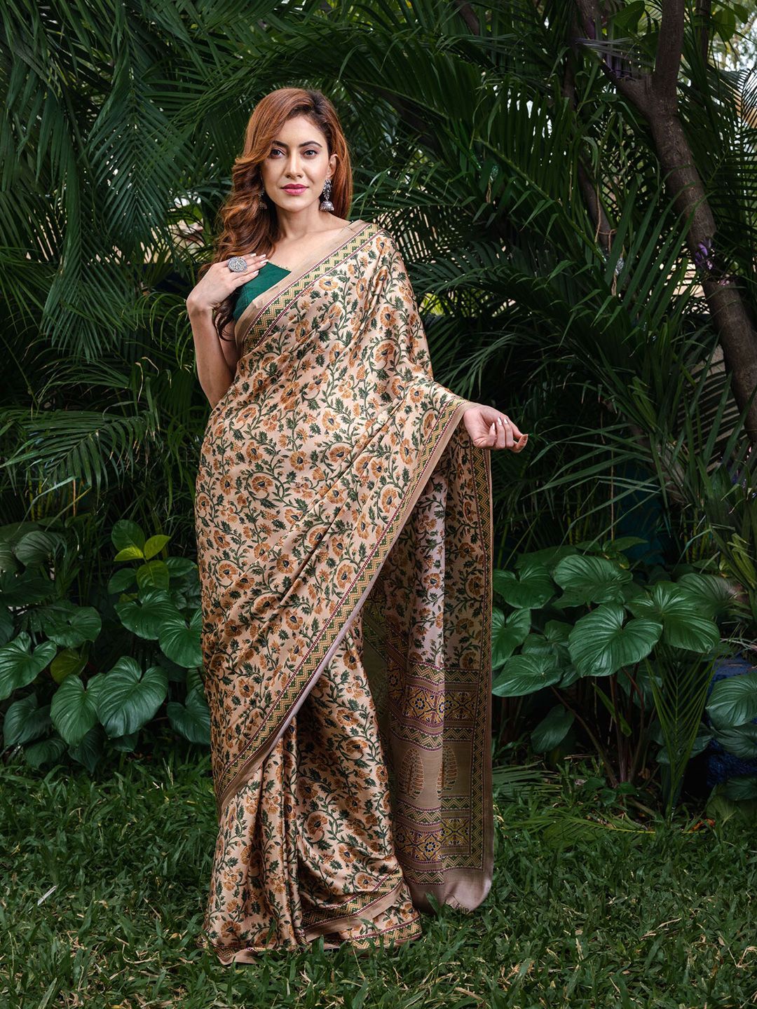 BEATITUDE Beige & Green Floral Satin Saree