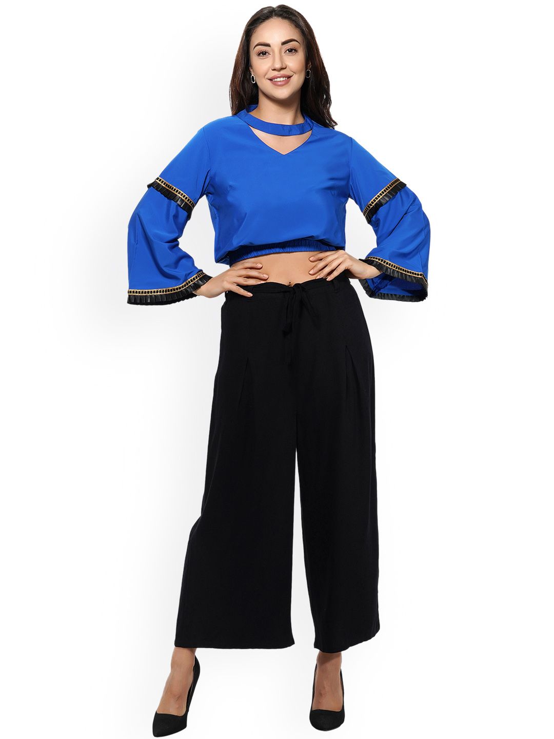 SAKIA Women Blue Solid Crop Top & Trouser