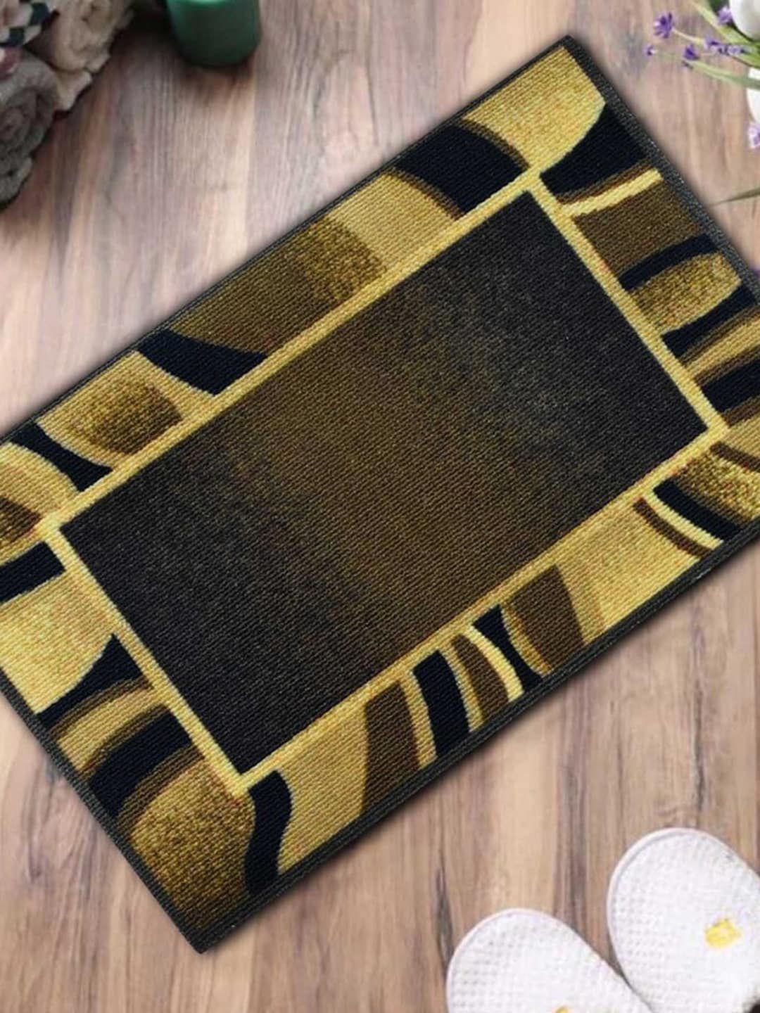 Gallery99 Green & Black Geometric Printed Anti-Skid Doormat Price in India