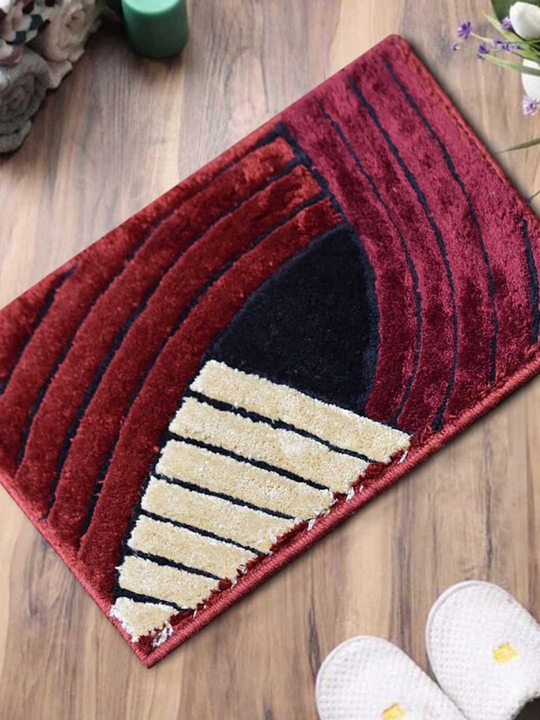 Gallery99 Red Abstract Patterned Anti-Skid Doormats Price in India