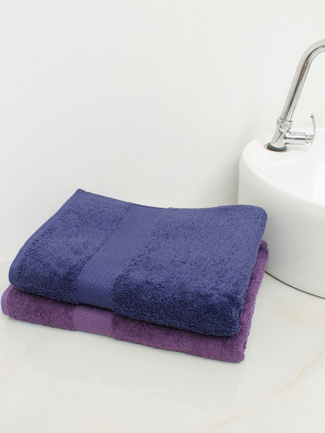 AVI Living Set Of 2 Navy Blue & Purple Solid Pure Cotton 500 GSM Bath Towel Price in India