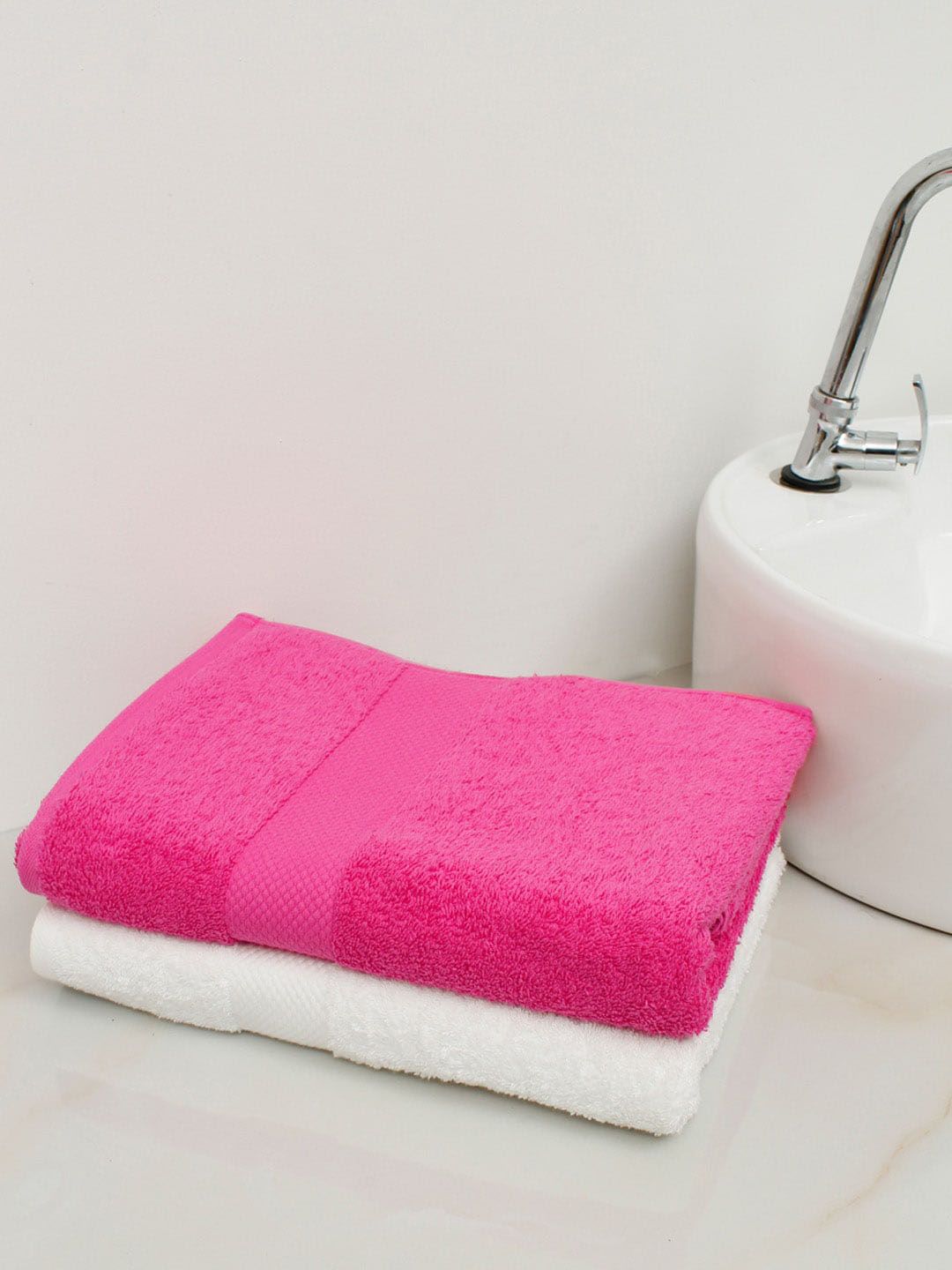 AVI Living Set Of 2 White & Pink Solid 500 GSM Pure-Cotton Bath Towels Price in India