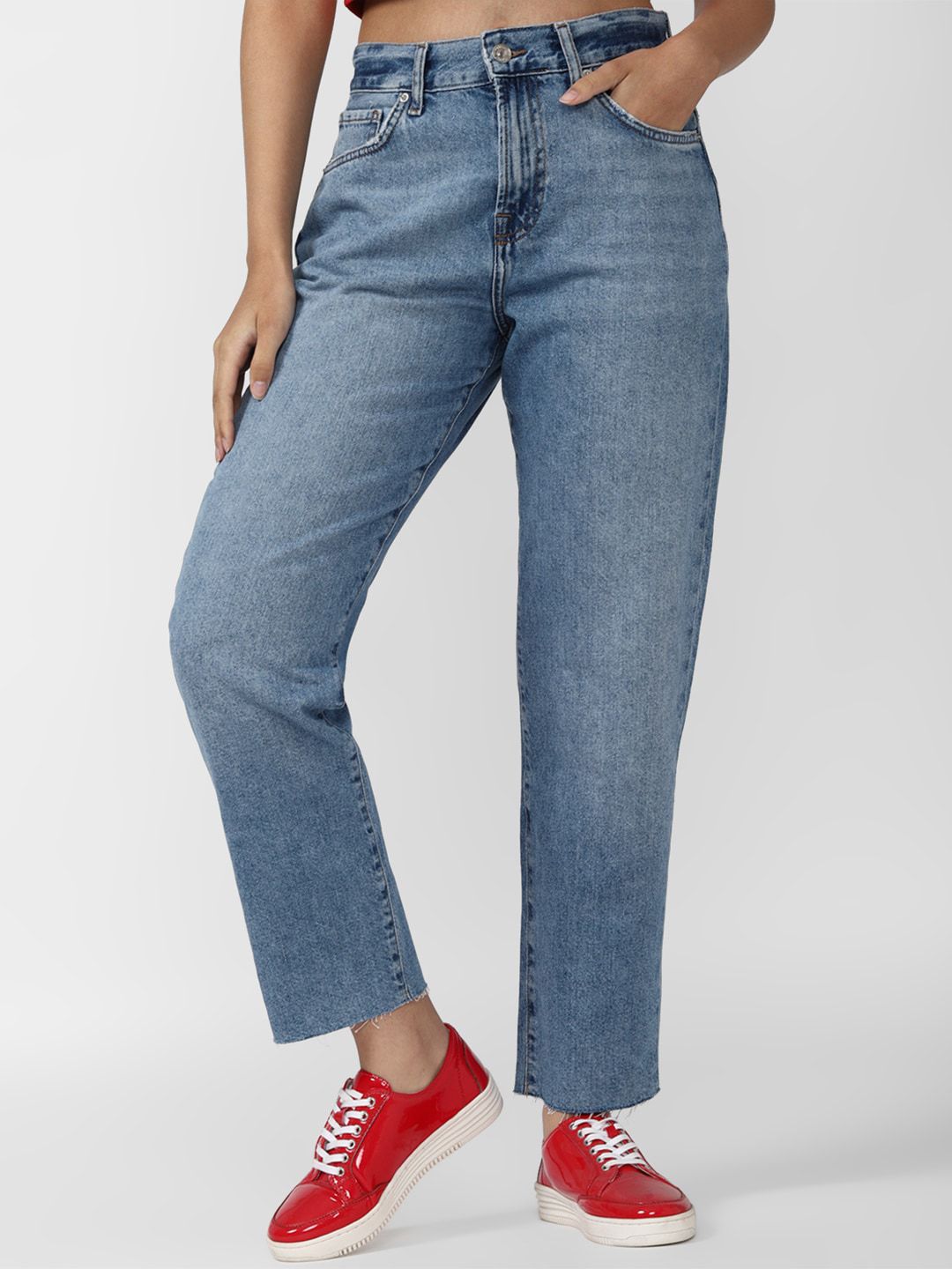 FOREVER 21 Women Blue Heavy Fade Jeans Price in India