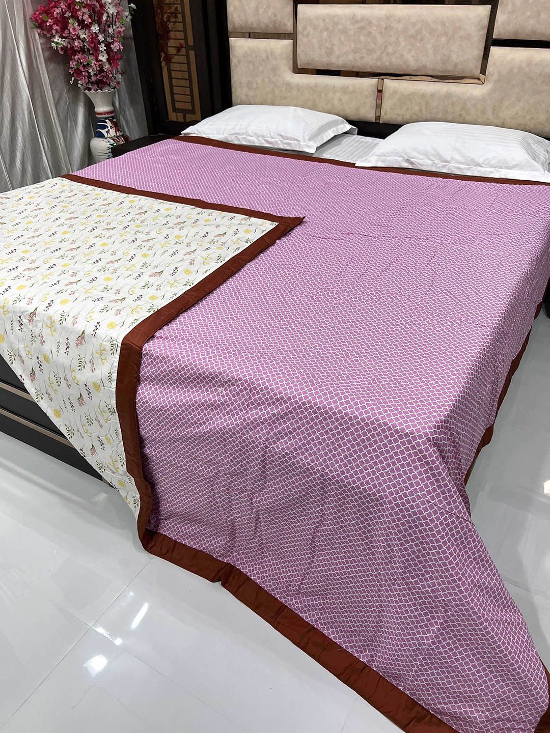 Pure Decor Pink & Cream King Size Pure Cotton Double Bed Reversible Dohar Silken 300 GSM Price in India