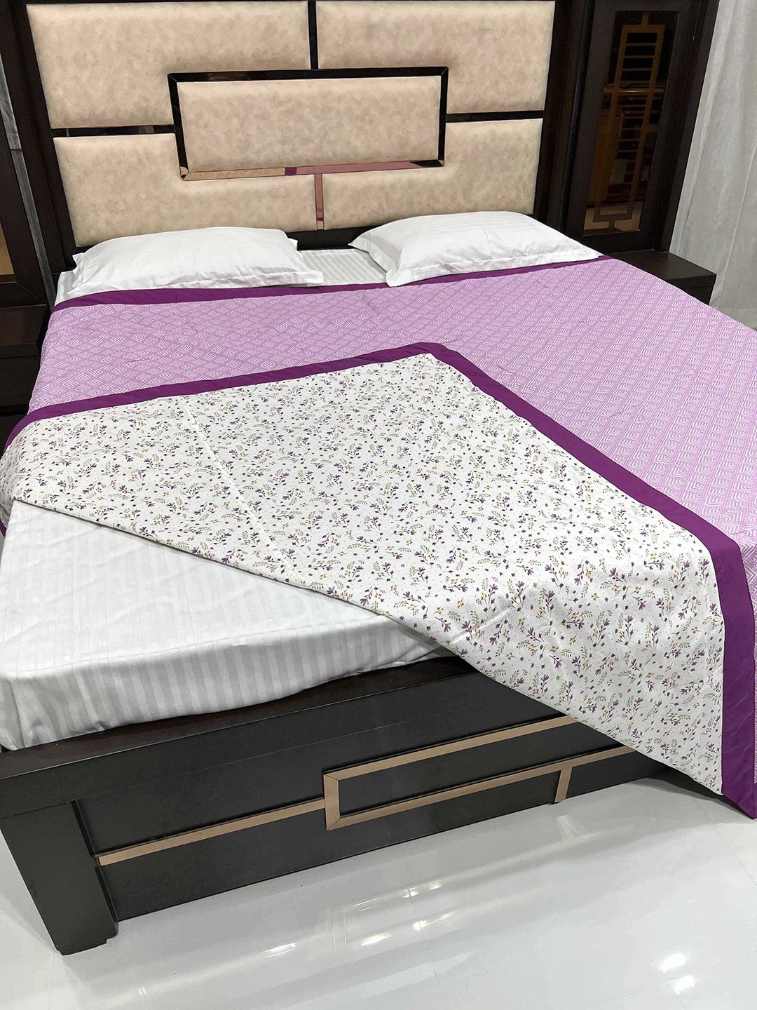Pure Decor Purple King Size Pure Cotton Double Bed Reversible Dohar Silken 300 GSM Price in India