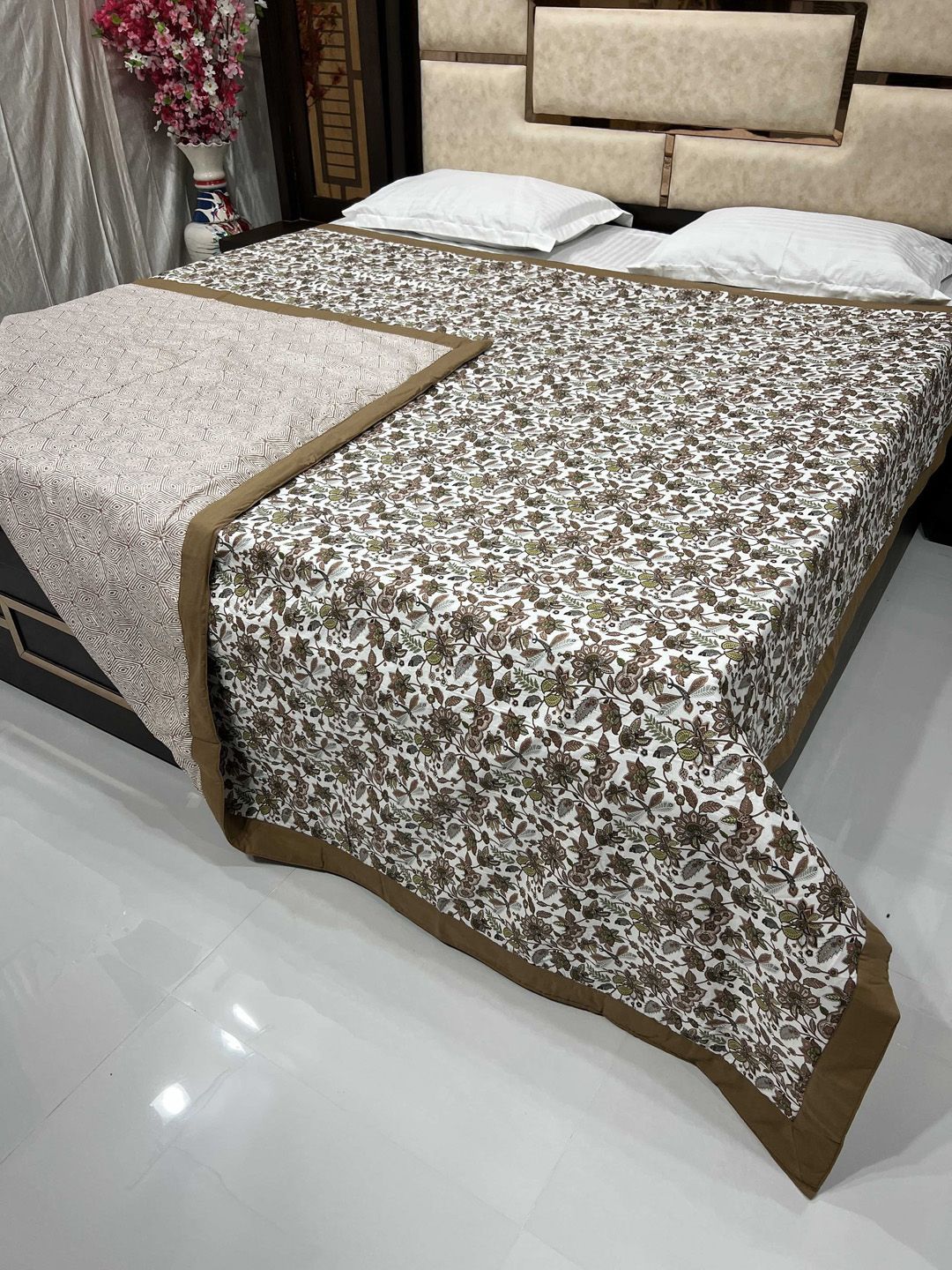 Pure Decor Brown & White Floral AC Room 300 GSM Double Bed Dohar Price in India