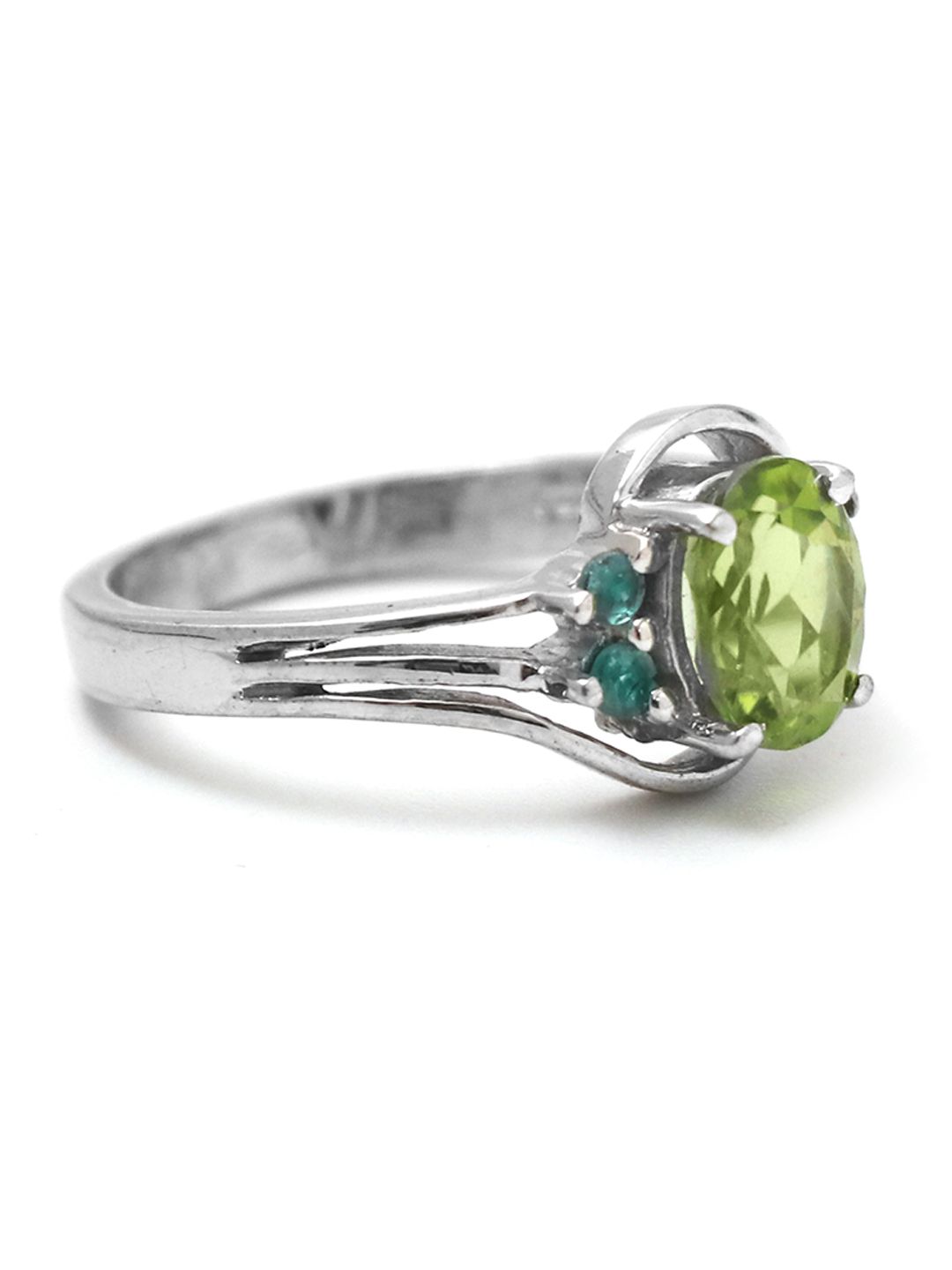 HIFLYER JEWELS Rhodium-Plated 925 Sterling Silver Green Gemstone Studded Finger Ring Price in India