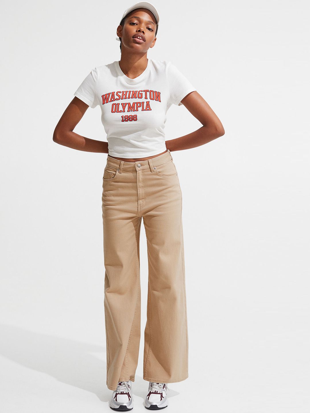 H&M Women Beige Wide Twill Trousers Price in India