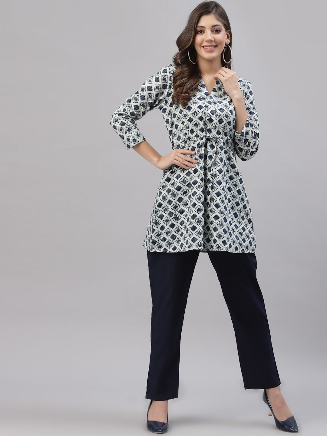 Get Glamr Women Grey & Navy-Blue Printed Pure Cotton Co-Ords Price in India