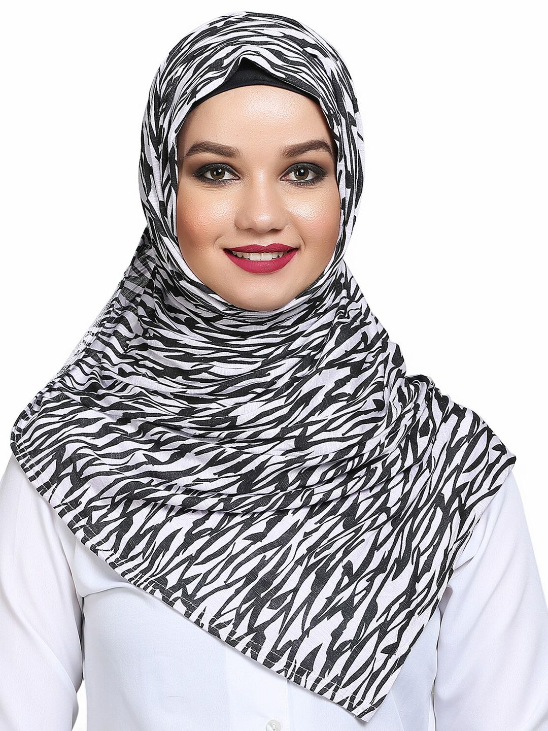 MOMIN LIBAS Women White & Black Printed Scarf Price in India