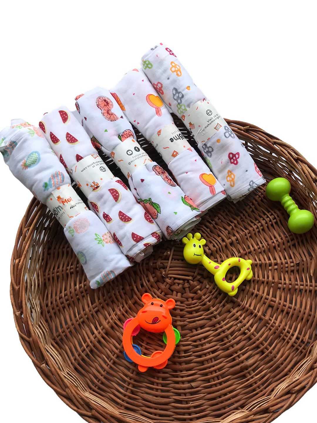 Moms Home Infants Set Of 5 White Printed Organic Cotton Muslin Swaddle