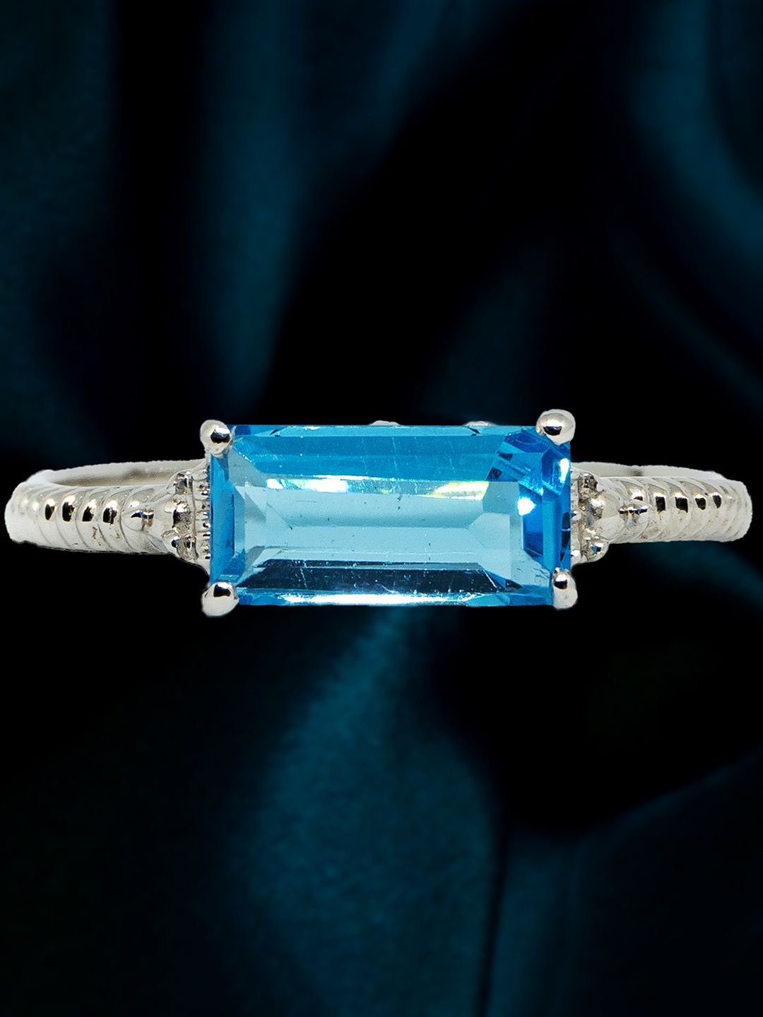 HIFLYER JEWELS 92.5 Sterling Silver Rhodium-Plated Blue Topaz Stone-Studded Finger Ring Price in India
