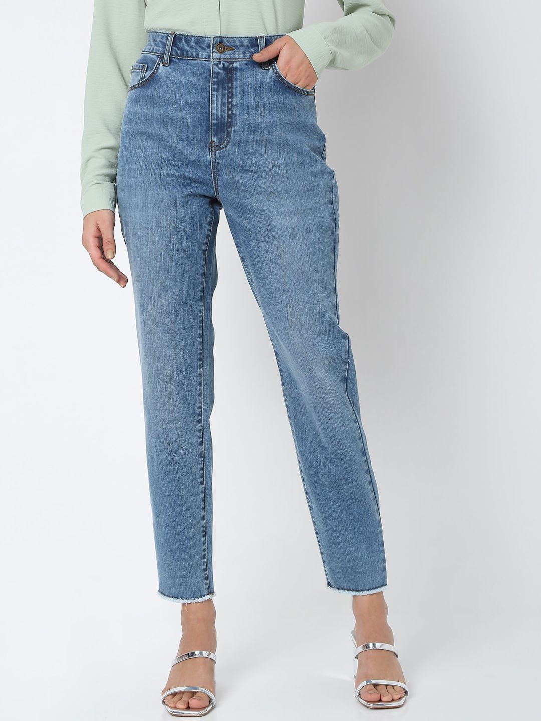 Vero Moda Women Blue Straight Fit High-Rise Light Fade Jeans Price in India