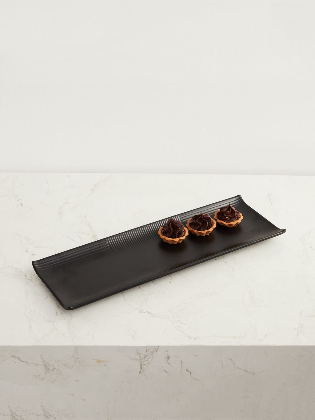 Home Centre Black Solid Non-Microwavable Melamine Platter Price in India