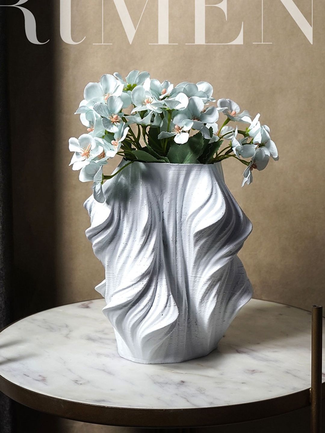 THE ARTMENT White Surreal Gown In Wind Table Planter Price in India