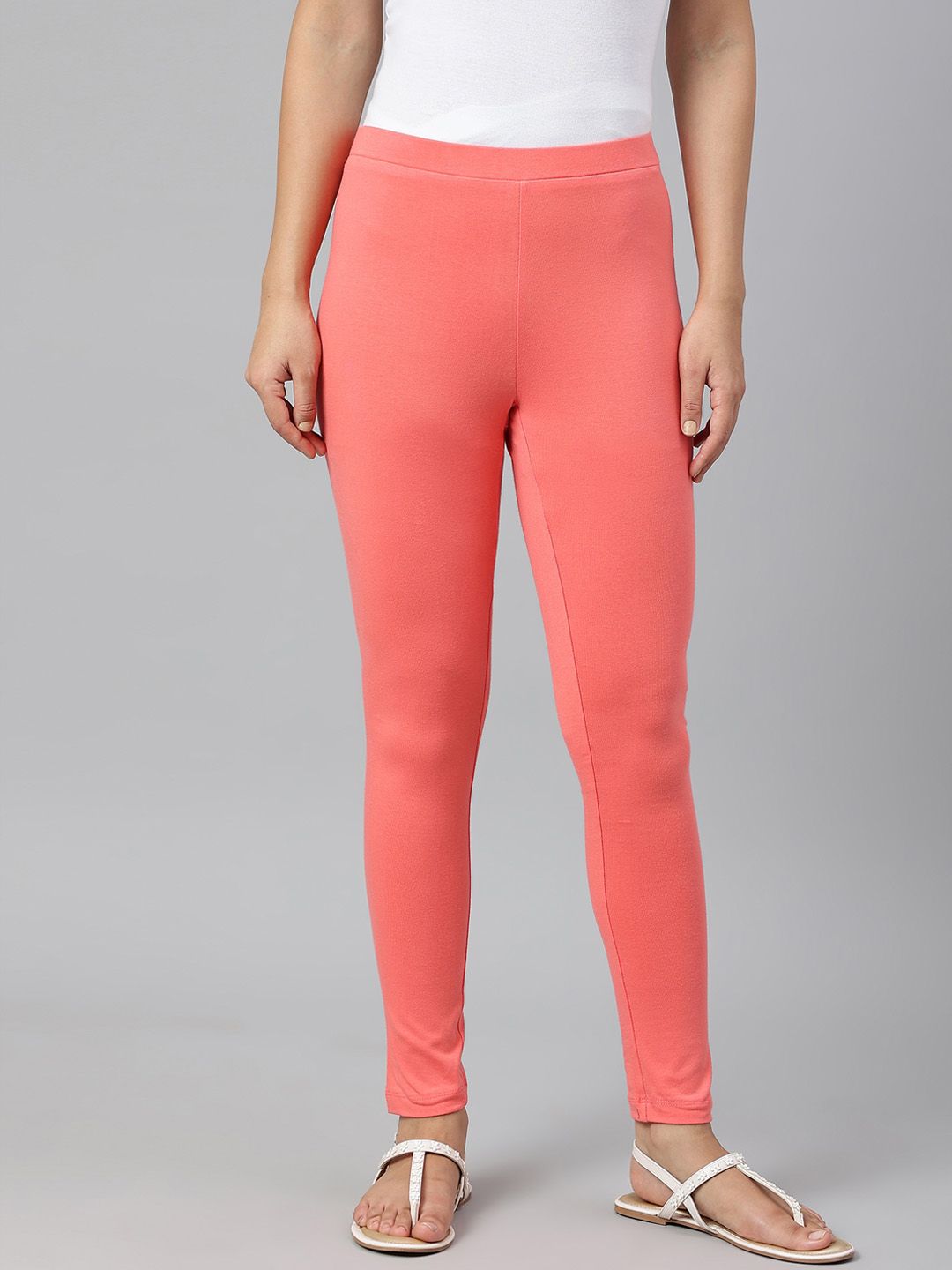 W Women Coral Solid Ankle-Length Leggings Price in India