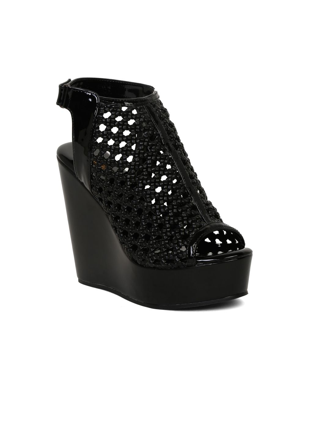 Flat n Heels Black Wedge Sandals Price in India