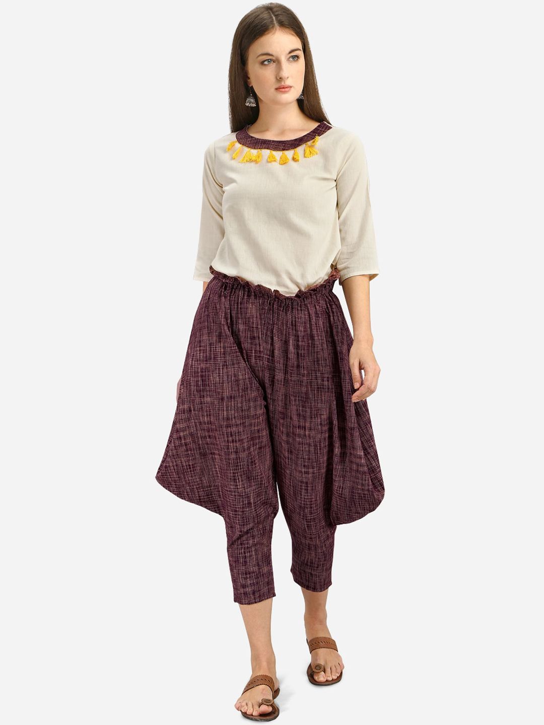 MESMORA FASHION Women Off White & Maroon Solid Pure Organic Cotton Co-Ords Set