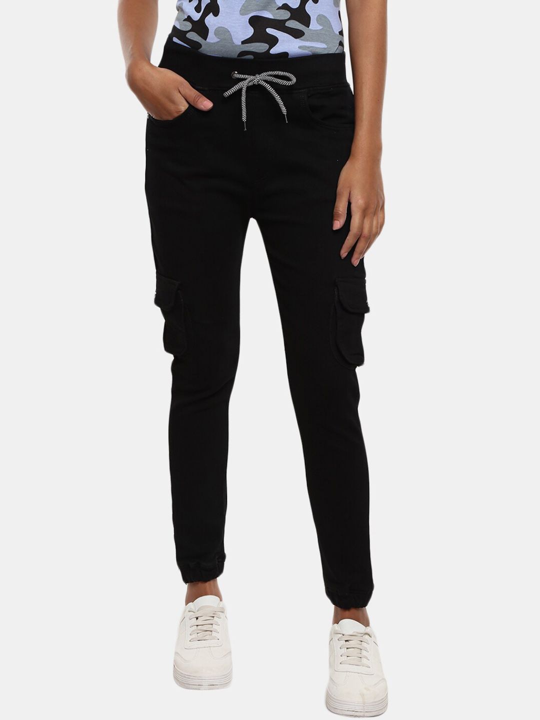 V-Mart Women Black Classic Jeans Price in India