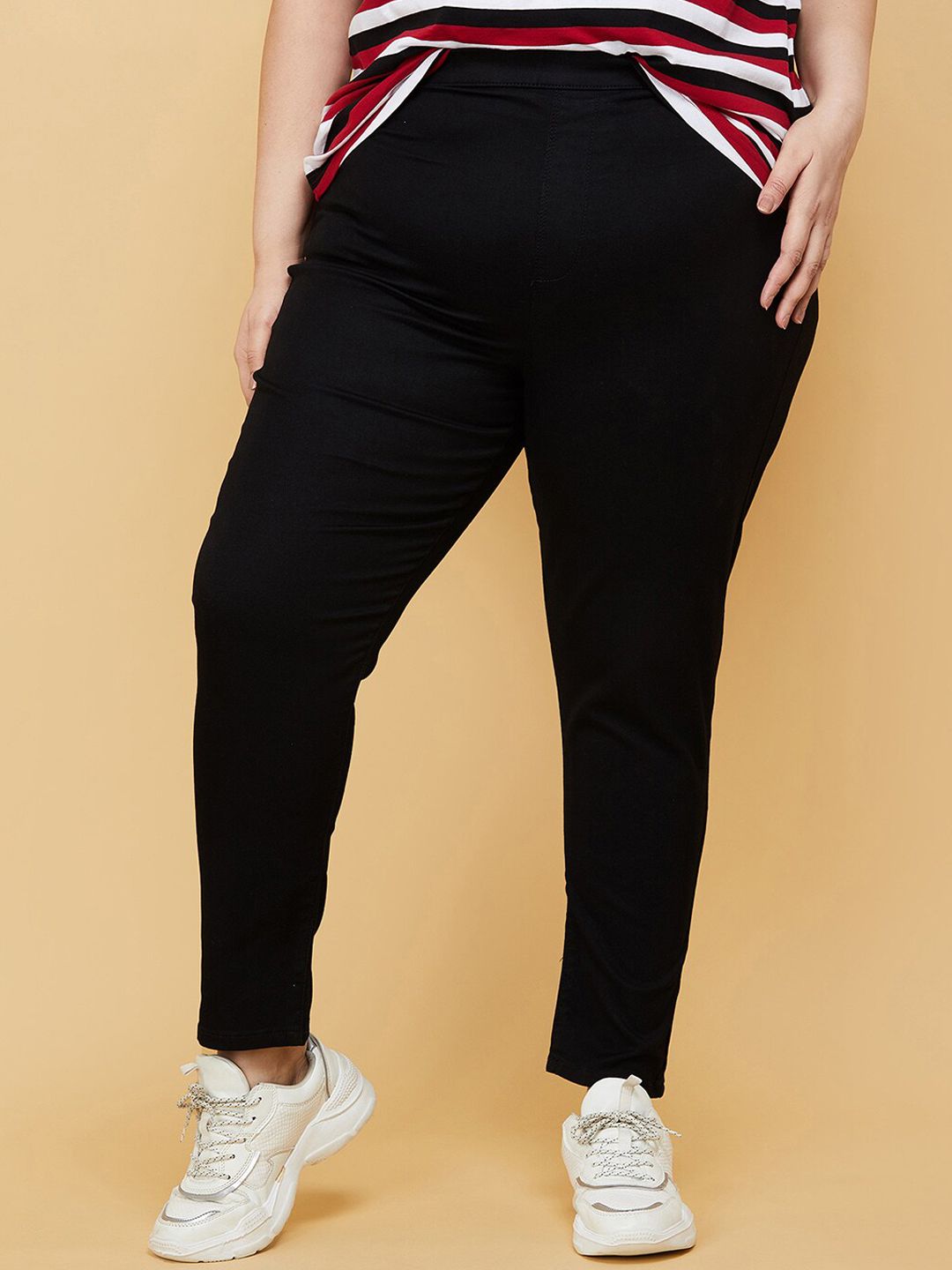 max Women Plus Size Black Mid Rise Regular Fit Jeans Price in India