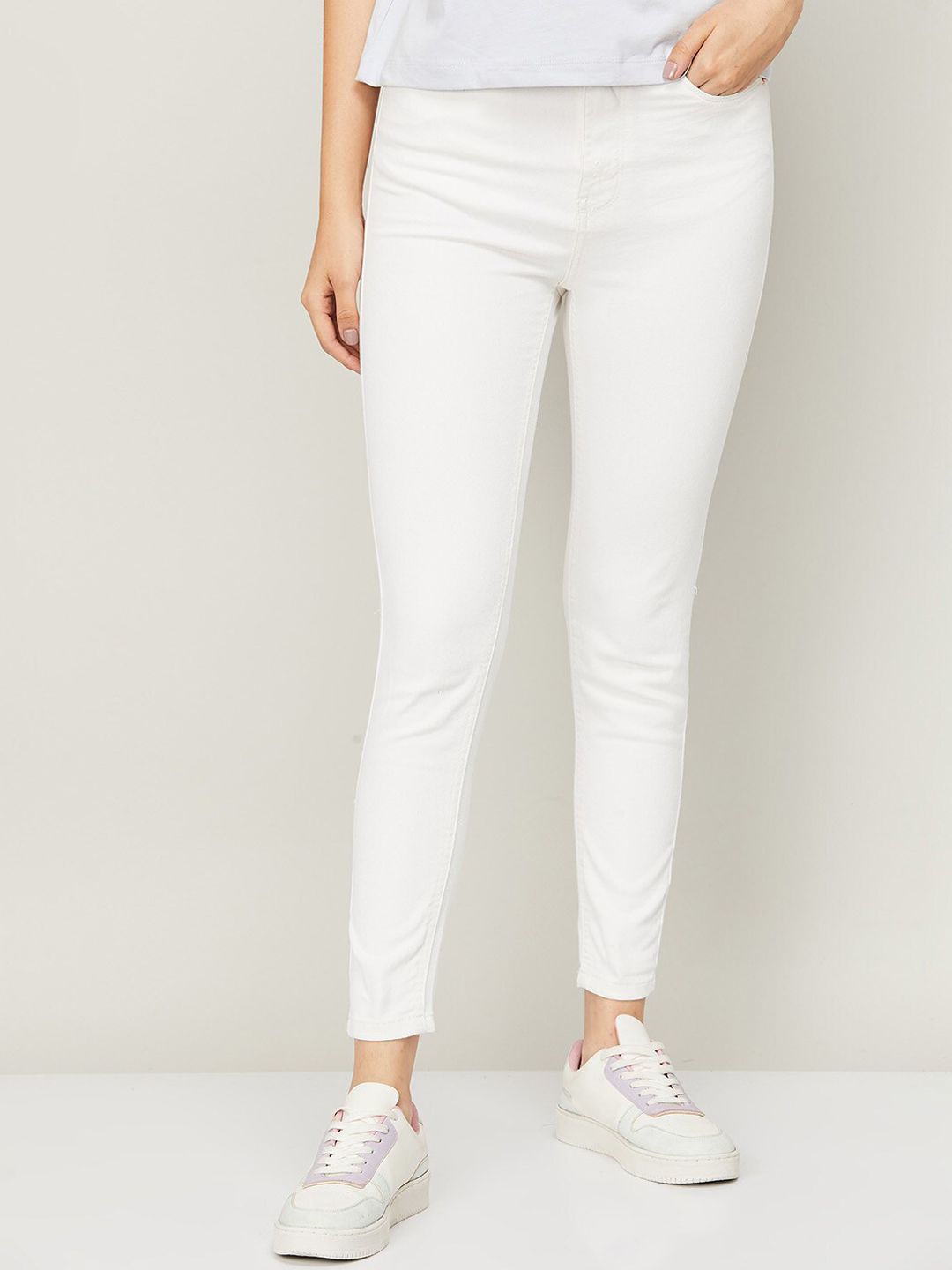 Fame Forever by Lifestyle Women White Stretchable Jeans Price in India