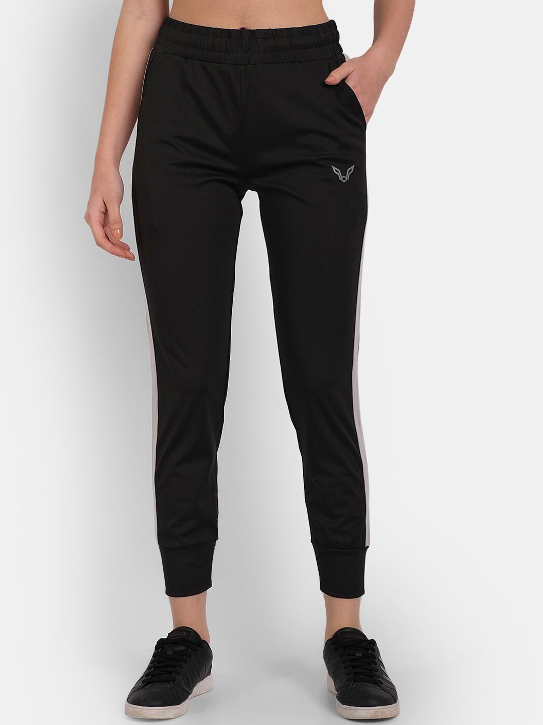 MKKO Women Black Solid Slim-fit Joggers Price in India