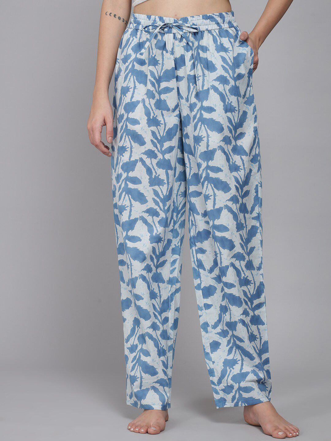 Shararat Women Blue Floral Print Cotton Lounge Pants Price in India