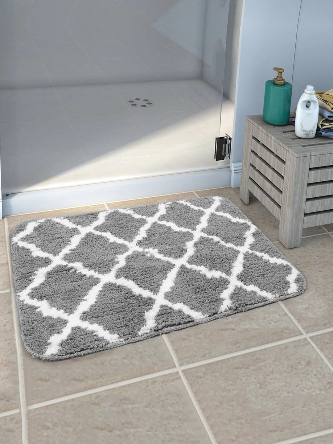 Saral Home Grey & White Printed 210 GSM Bath Rugs Price in India