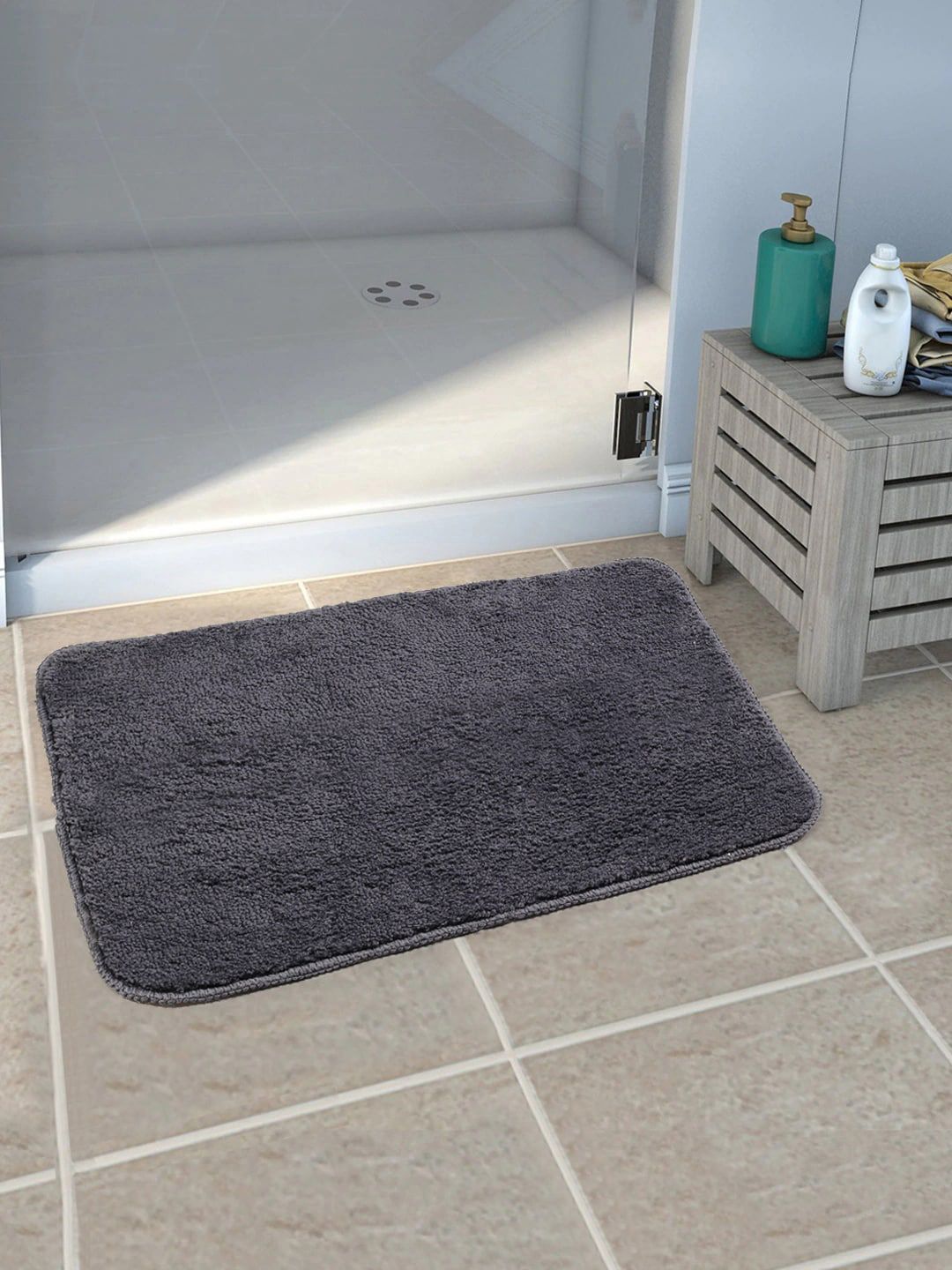 Saral Home Grey Solid 210 GSM Microfibre Anti-Skid Bath Mat Price in India