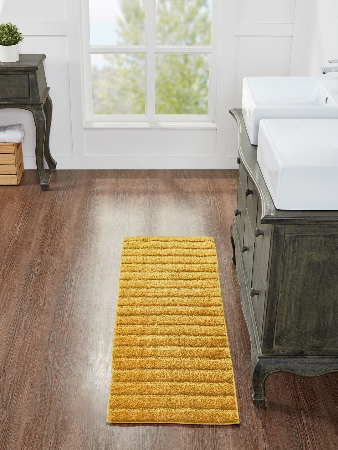 Pano Gold-Coloured Striped 1600 GSM Anti-Slip Bath Rug Price in India