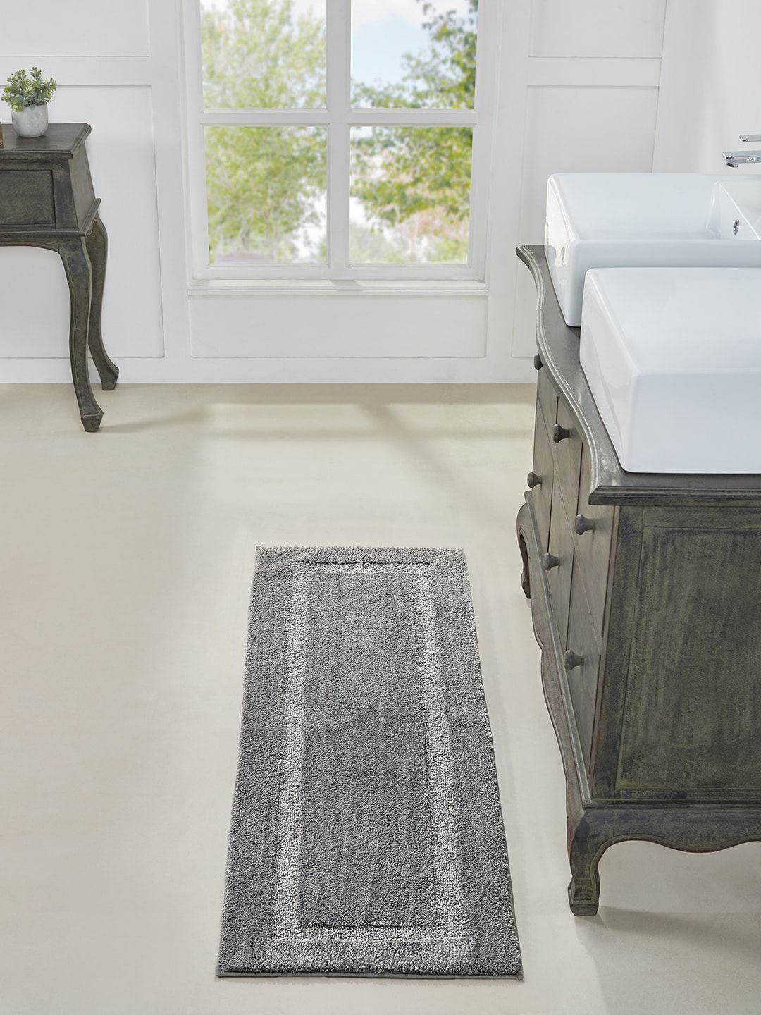 Pano Grey Solid 1600 GSM Bath Rug Price in India