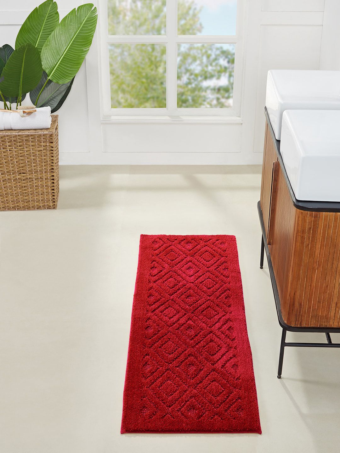 Pano Red Solid 1600 GSM Anti-Slip Bath Rug Price in India
