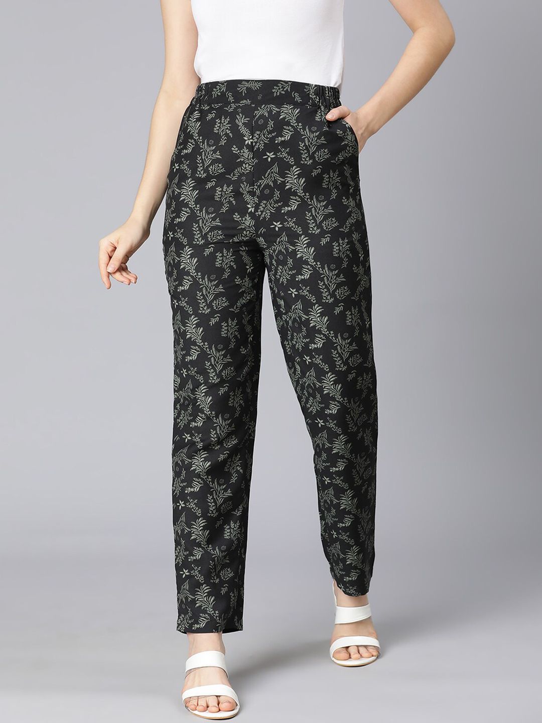 Oxolloxo Women Green Floral Printed Trousers Price in India
