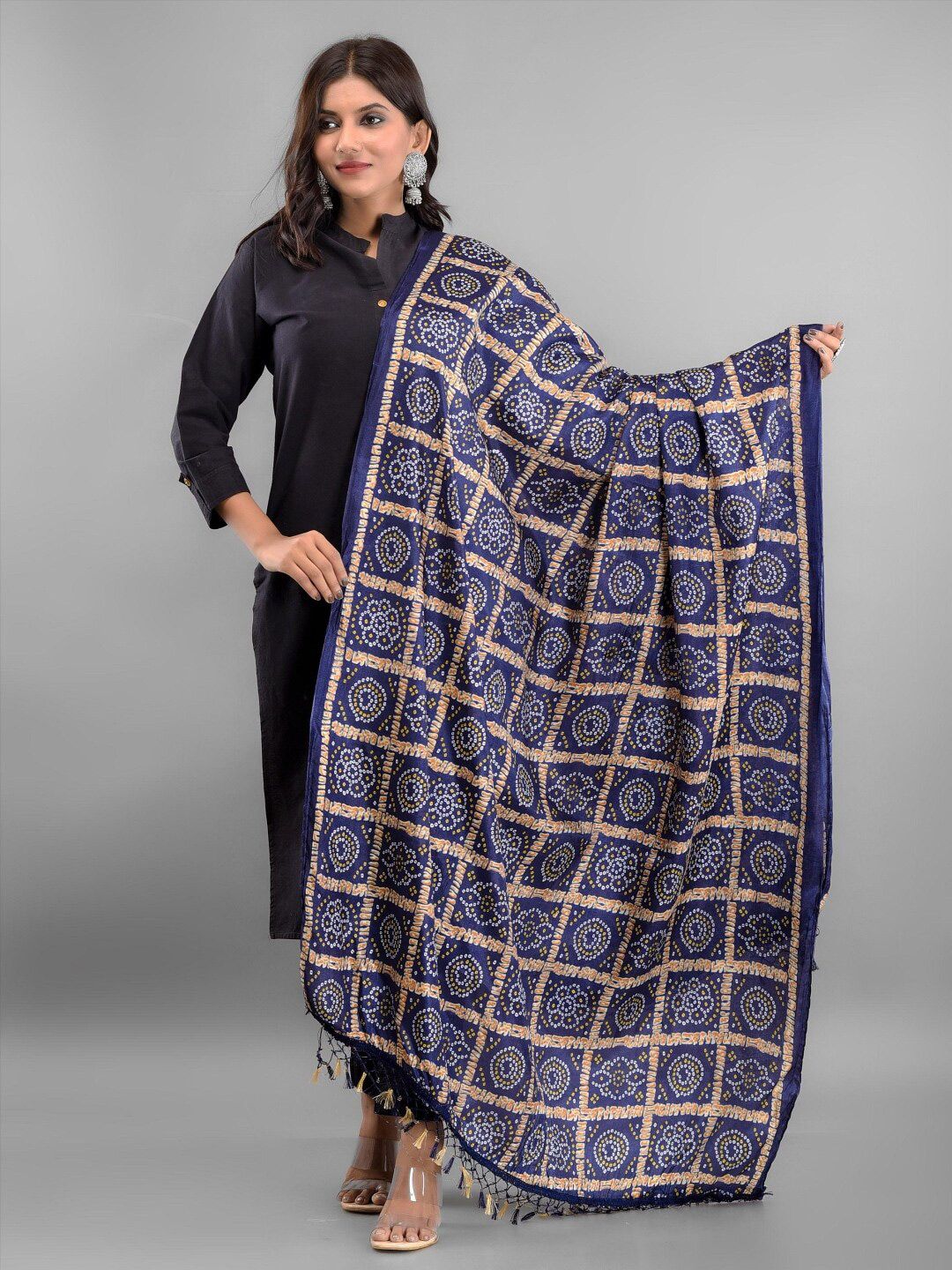 Apratim womens Blue & Beige Checked Bandhani Dupatta Price in India