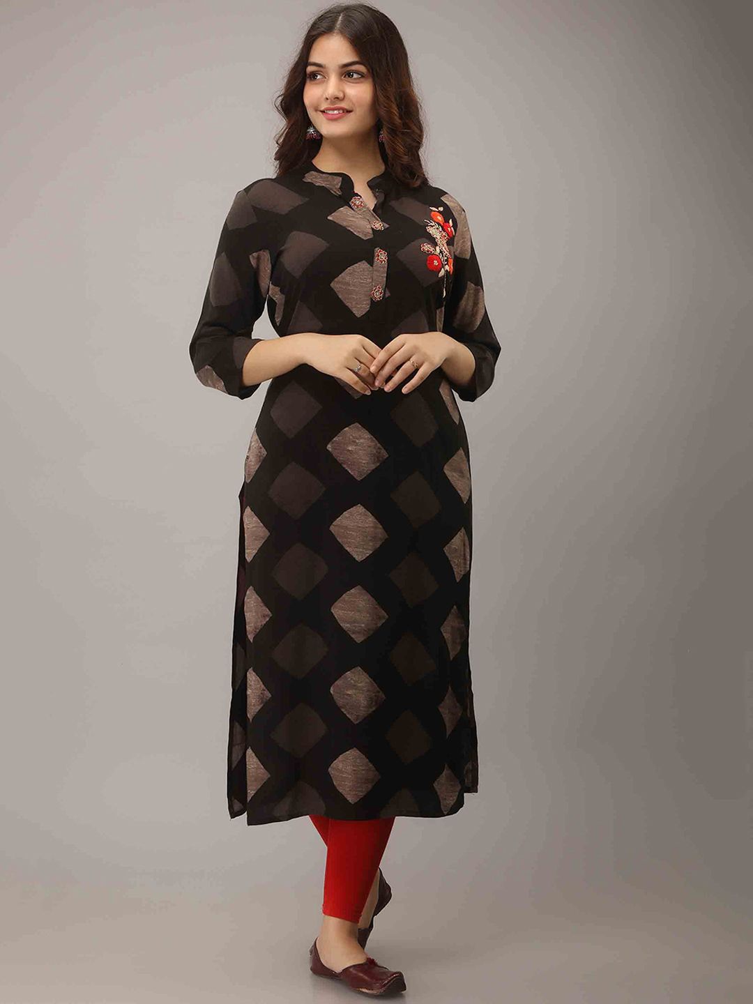 KALINI Women Black Geometric Thread Work Kurta