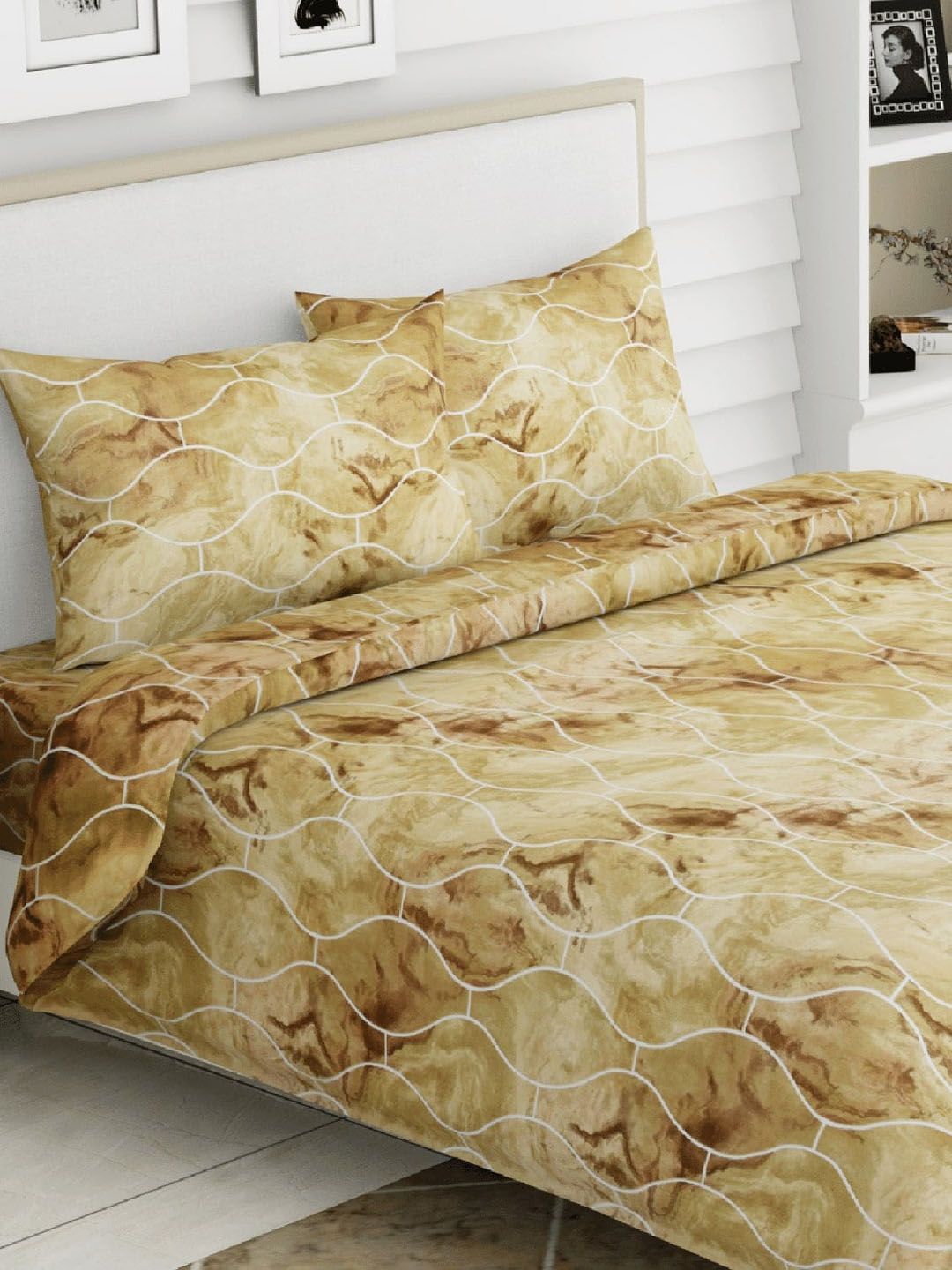 haus & kinder Yellow & White 300 TC King Bedsheet with 2 Pillow Covers Price in India