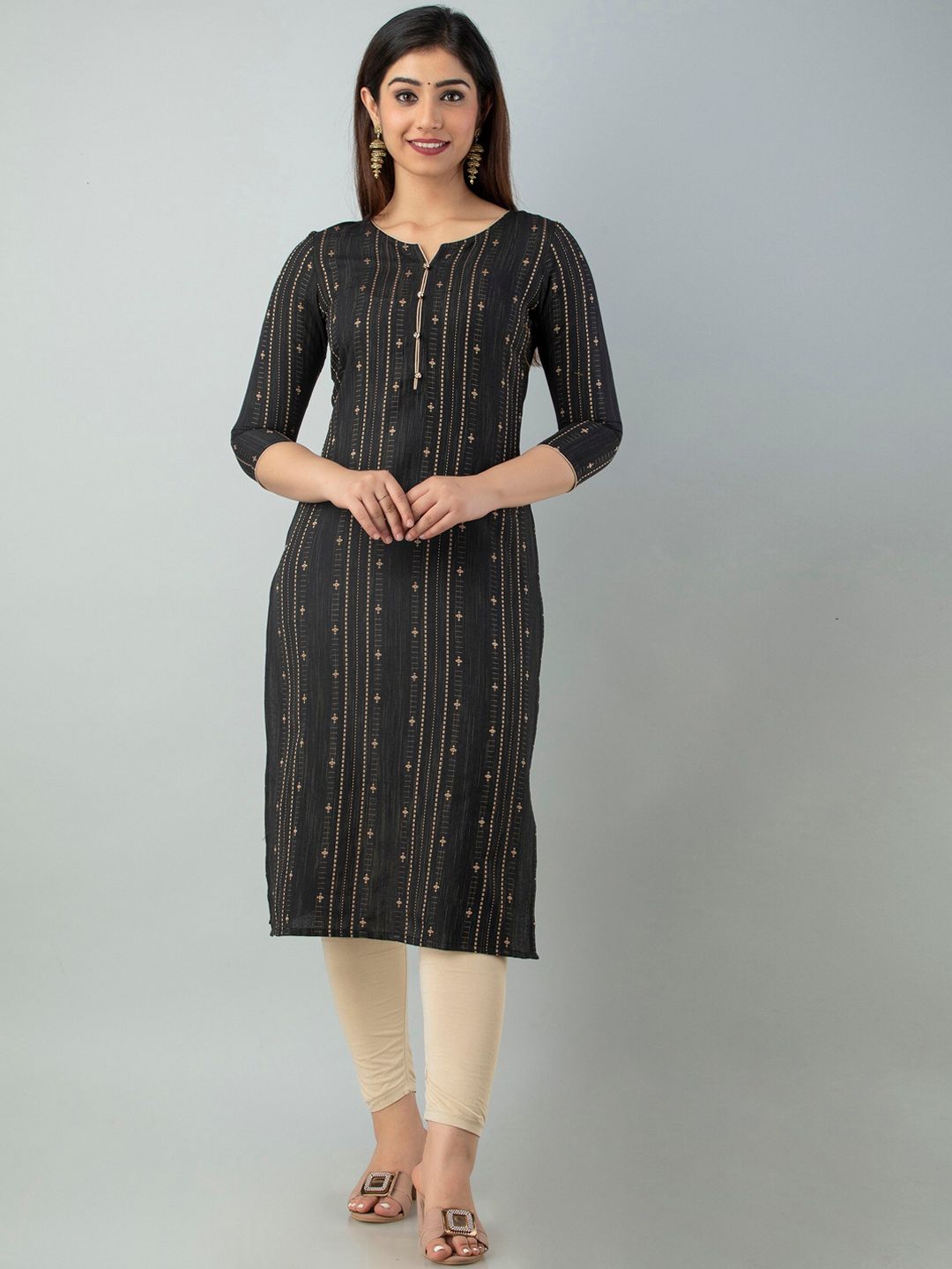 Charu Women Black Striped Kurta