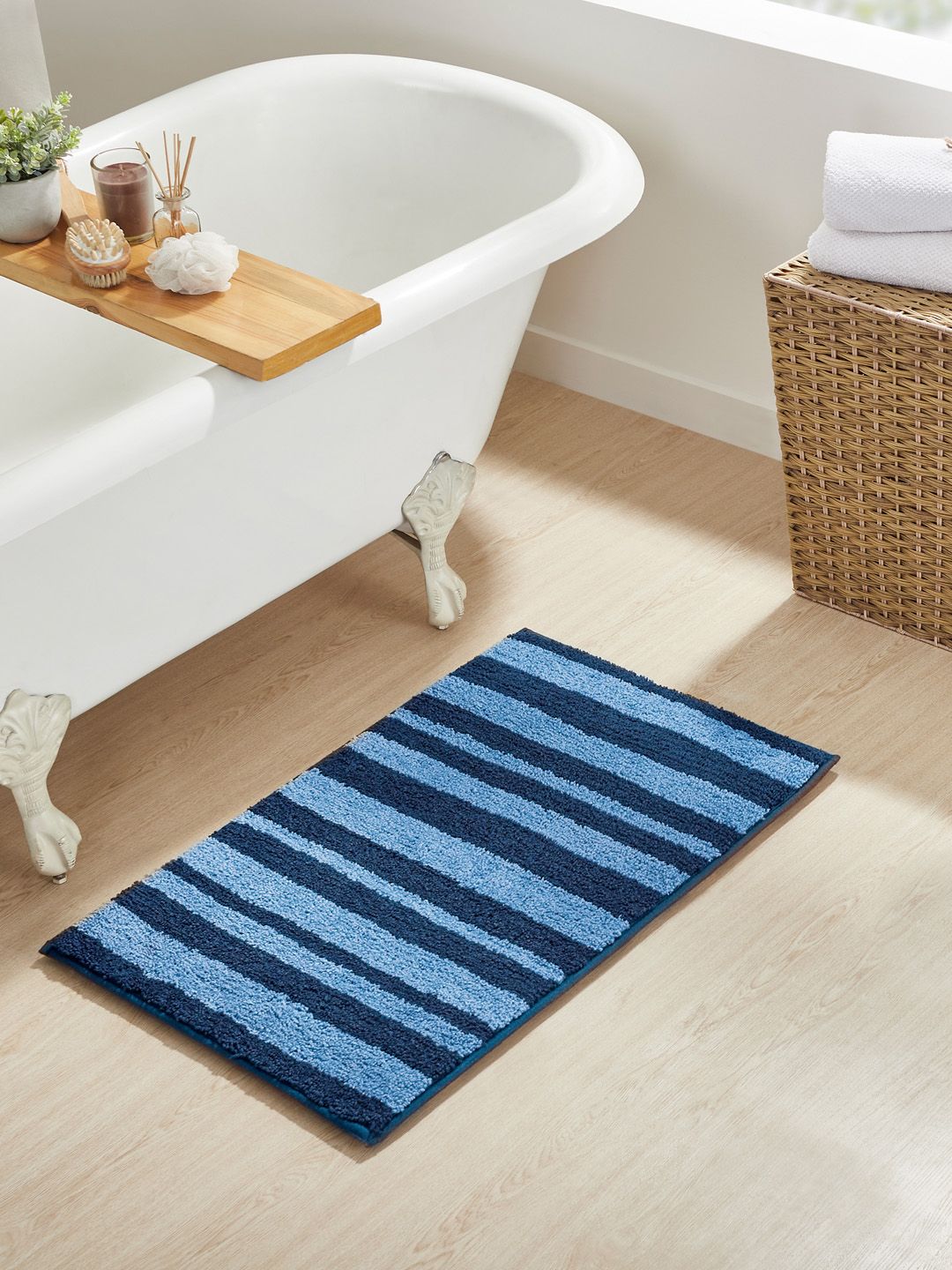 Pano Navy Blue Striped 1634 GSM Reversible Bath Rugs Price in India
