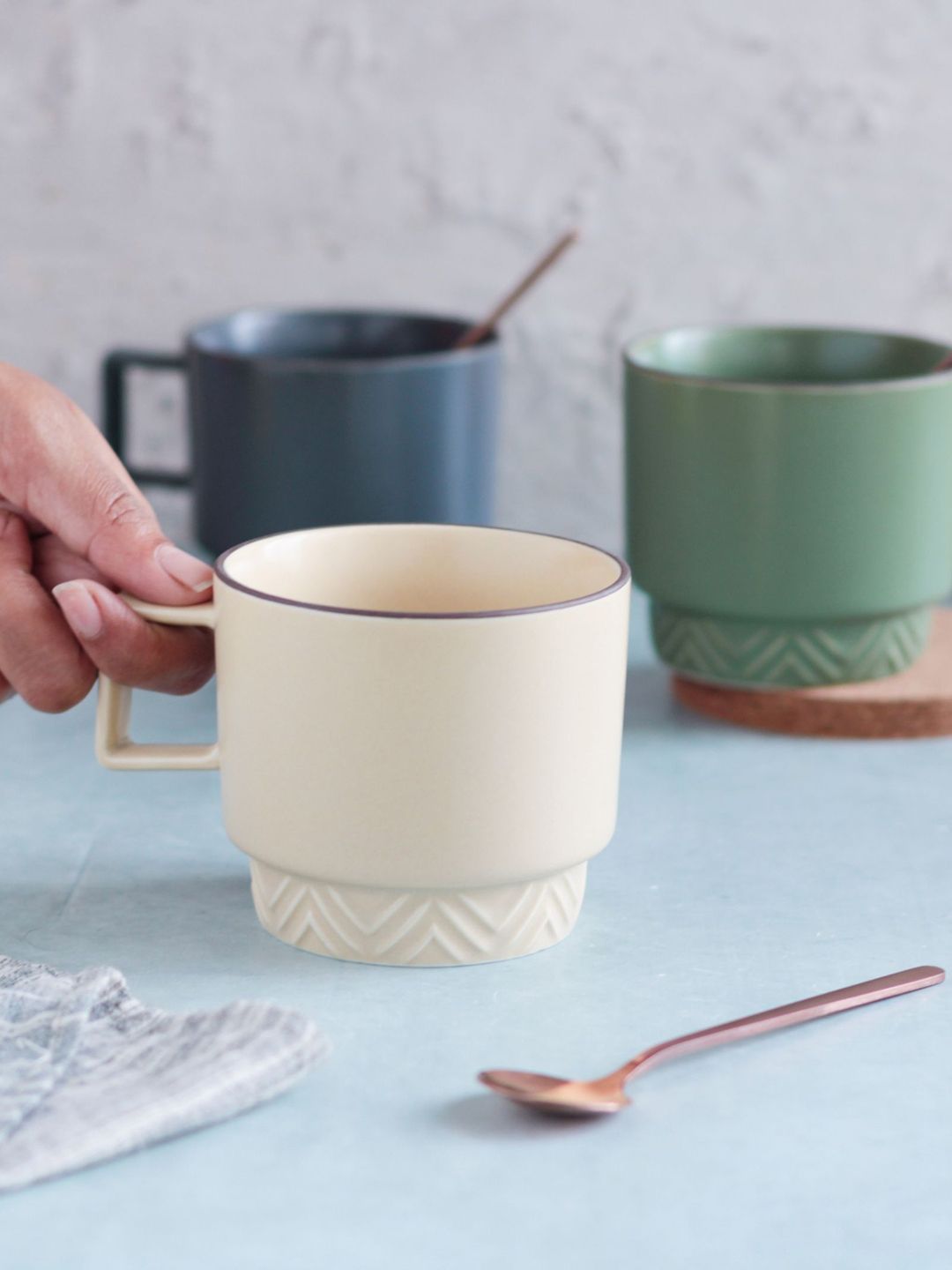 Nestasia White Solid Ceramic White Mug With Spoon Price in India