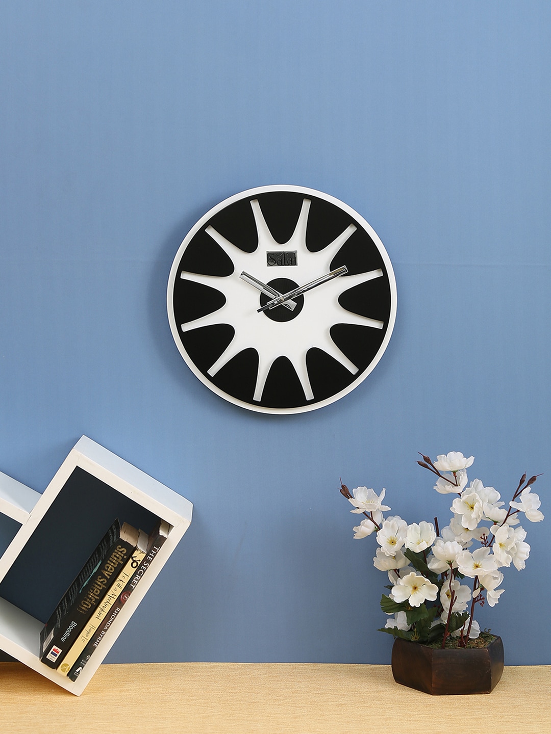 Safal White & Black Solid Dial Round Analogue Wall Clock Price in India