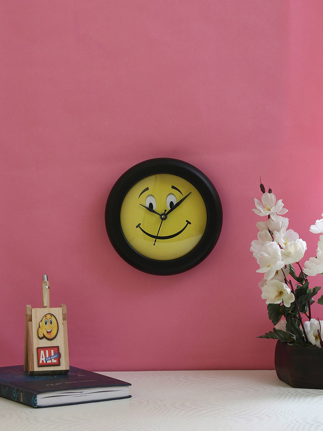 Safal Yellow & Black Solid Dial Round Analogue Wall Clock Price in India