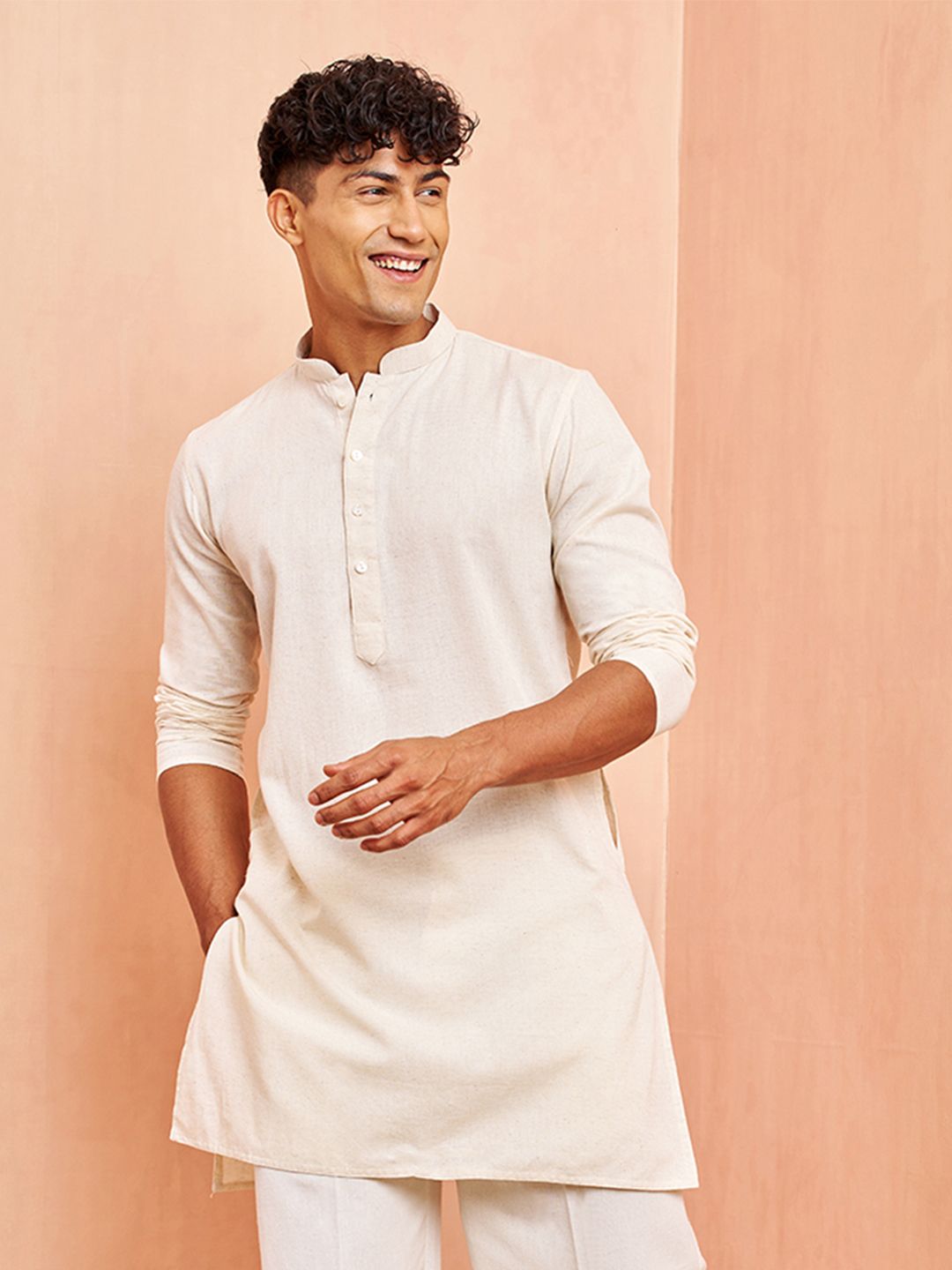 VASTRAMAY Men Cream-Coloured Thread Work Mandarin Collar  Kurta