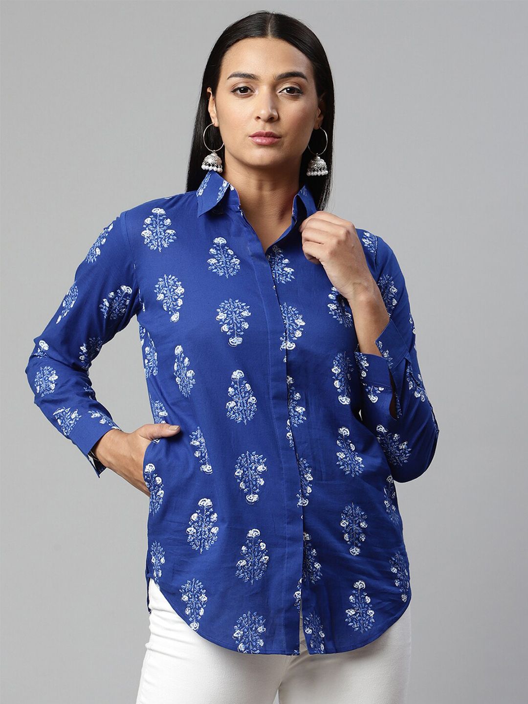 Ahalyaa Women Blue & White Shirt Collar Printed Pure Cotton Tunic Price in India